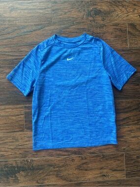Nike Boys' Dri-FIT Heathered Blue Athletic Performance Tee Youth Large